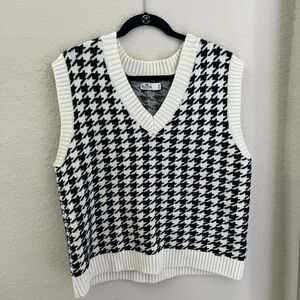 Hollister Oversized Sweater Vest
